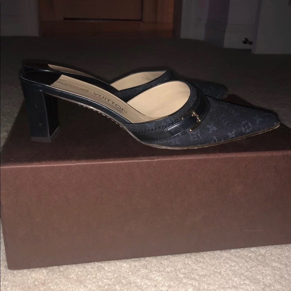 Louis Vuitton Mules - Picture 3 of 7